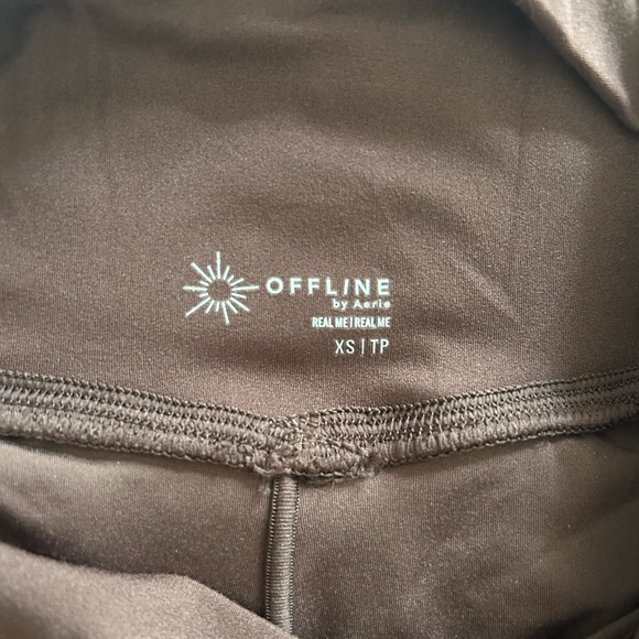 aerie Crossover Flowy Shorts // Size XS - Picture 3 of 4